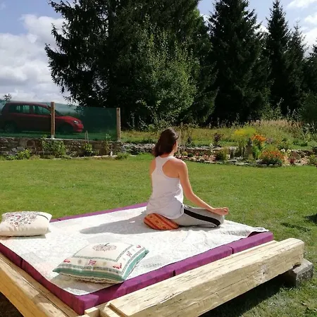 Летний дом Yoga Zahoranky Чески-Крумлов